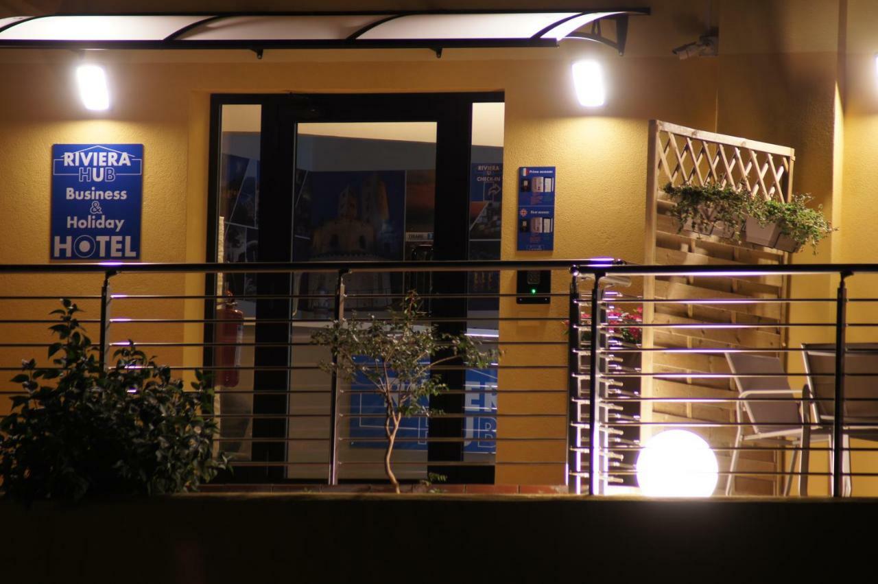 Riviera Hub Hotell Cisano sul Neva Eksteriør bilde